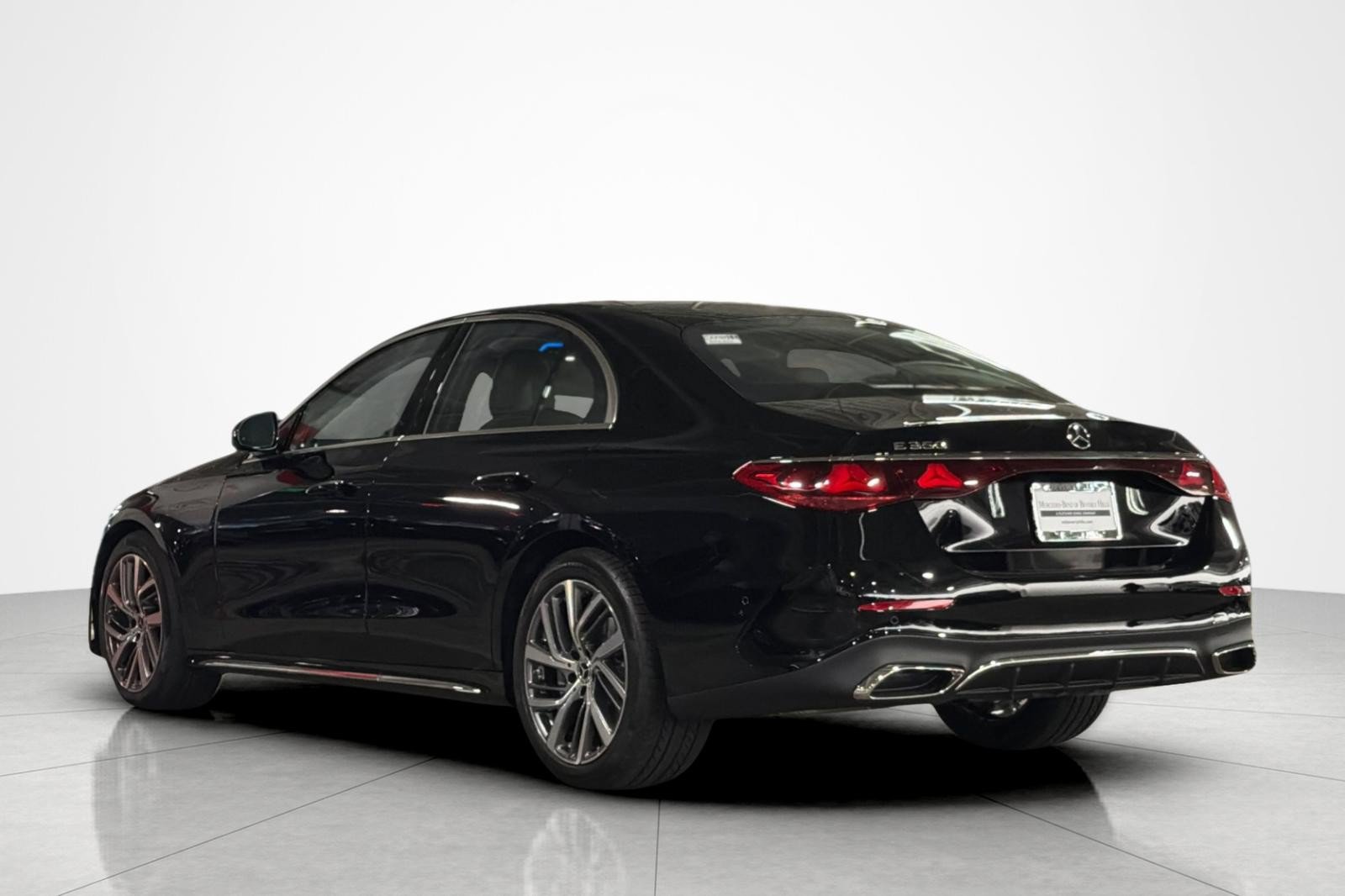 New 2027 Mercedes-Benz E 350 Sedan image 3
