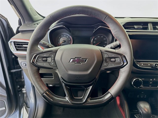Used 2022 Chevrolet TrailBlazer RS w/ Sun and Liftgate Package image 12