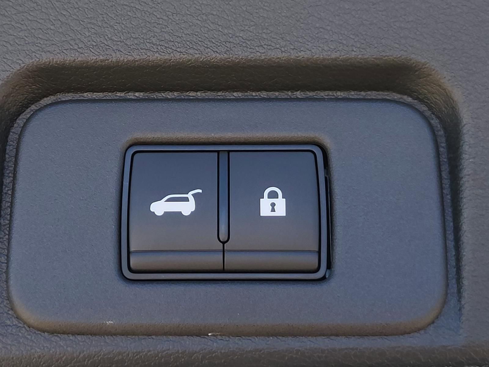 New 2026 Nissan Rogue Platinum image 16