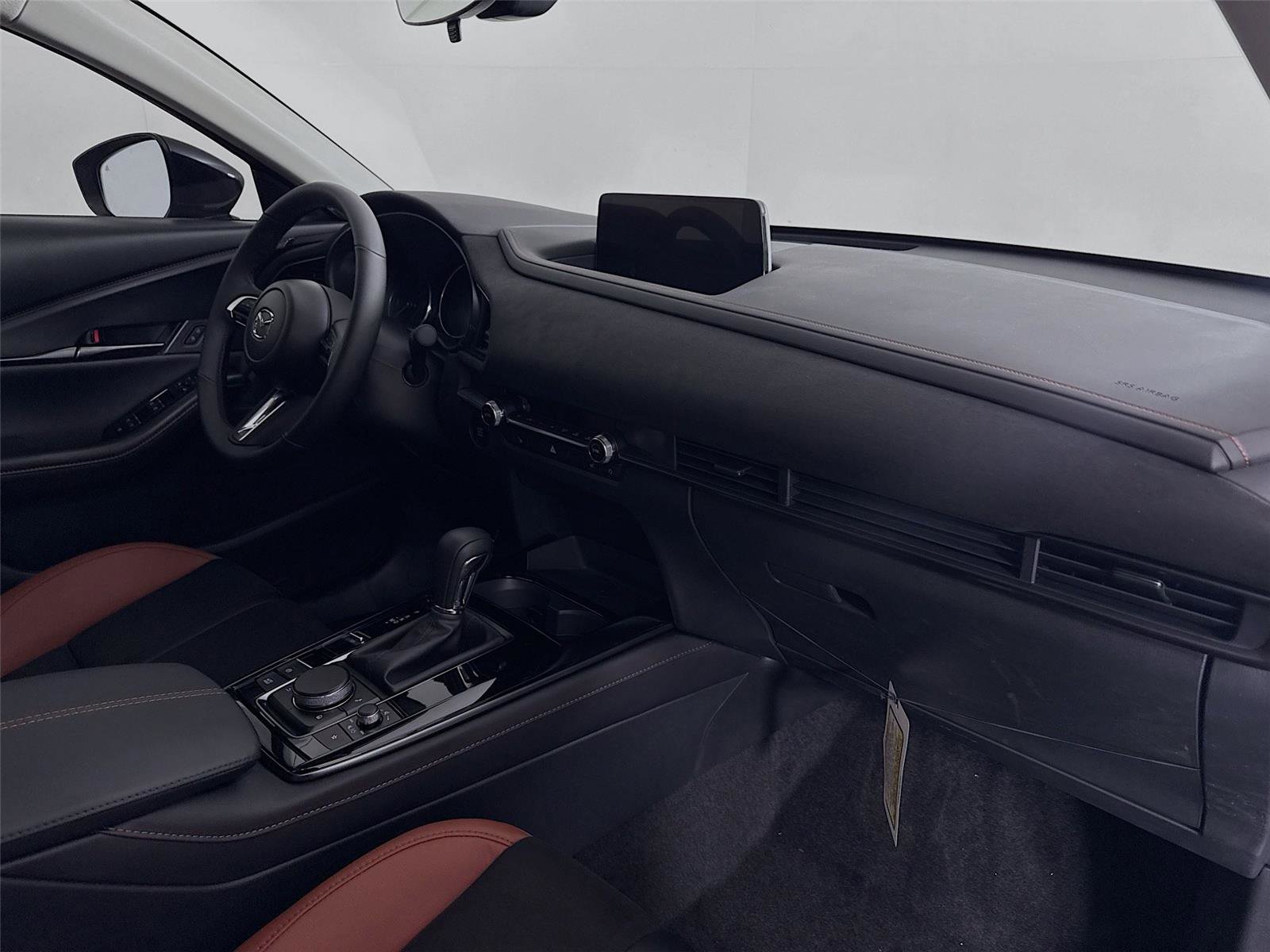 New 2025 MAZDA CX-30 Carbon image 43