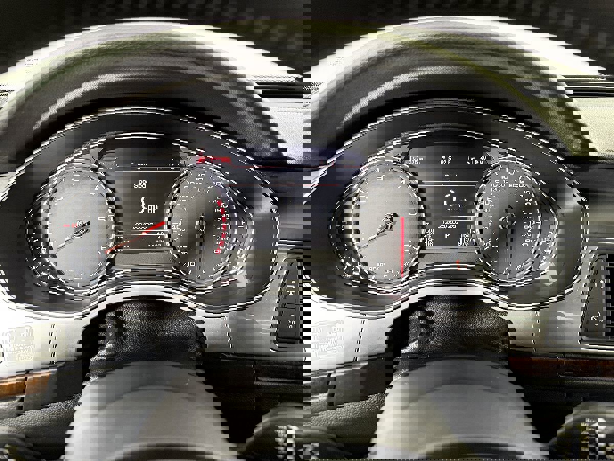 Used 2016 Audi A6 TDI Prestige w/ Prestige Package image 26