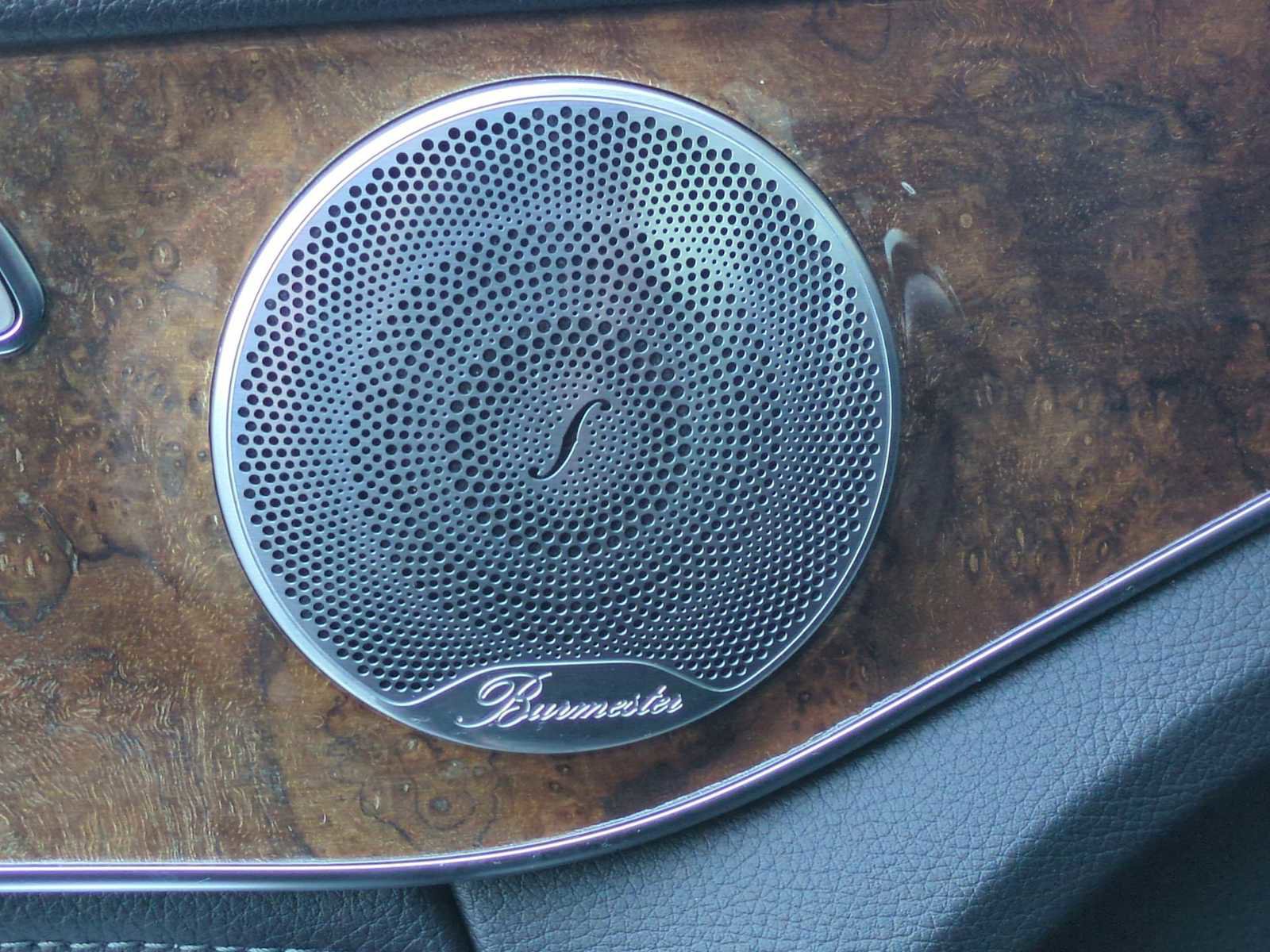 Used 2015 Mercedes-Benz C 300 4MATIC Sedan image 32