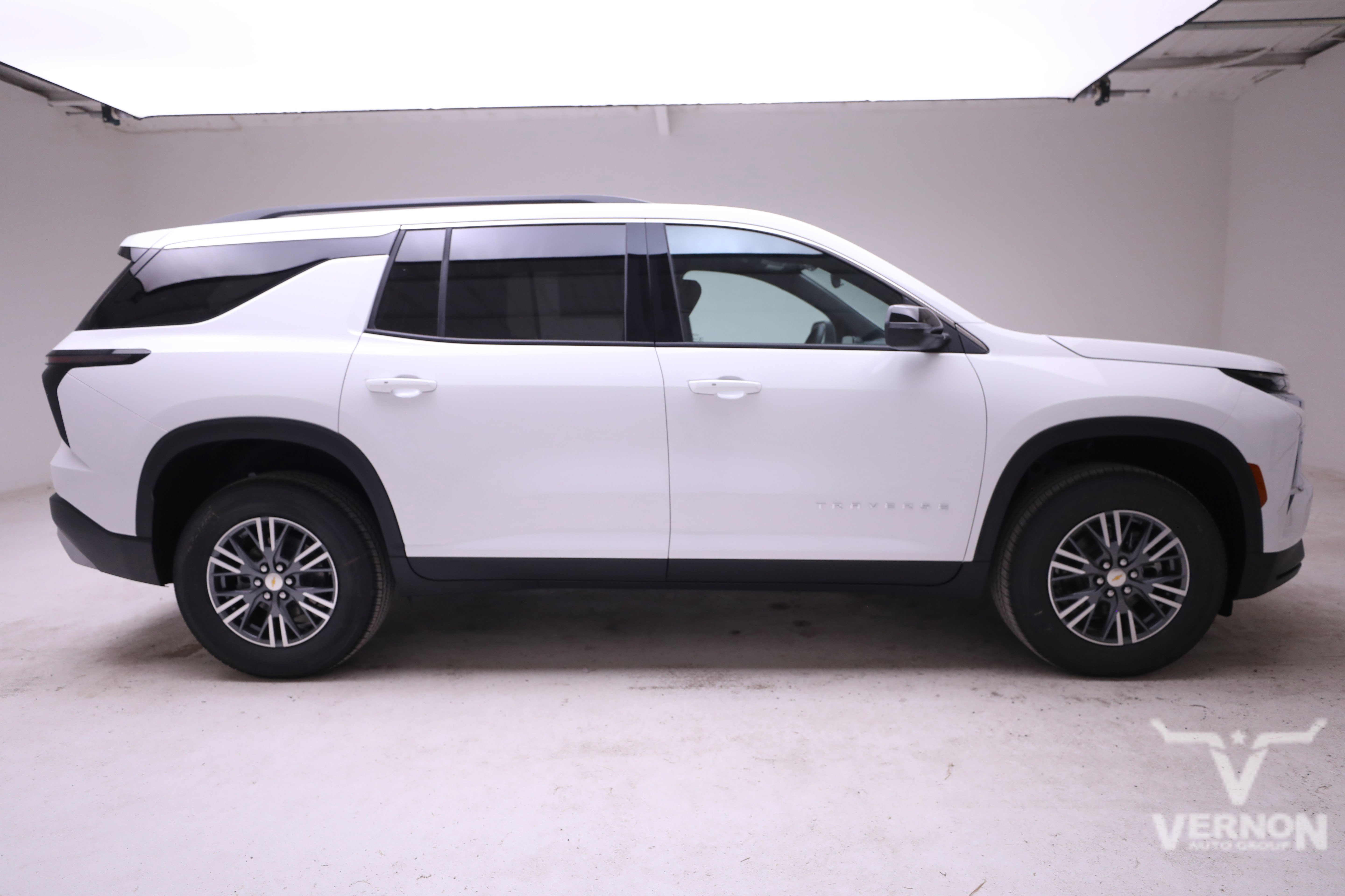 New 2026 Chevrolet Traverse LT image 6