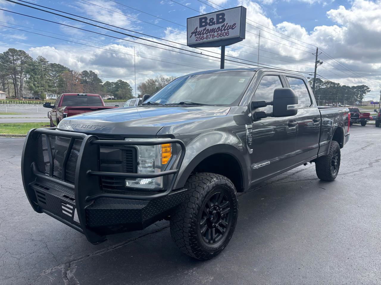 Used 2017 Ford F250 XL w/ Power Equipment Group AWD/4WD image 1