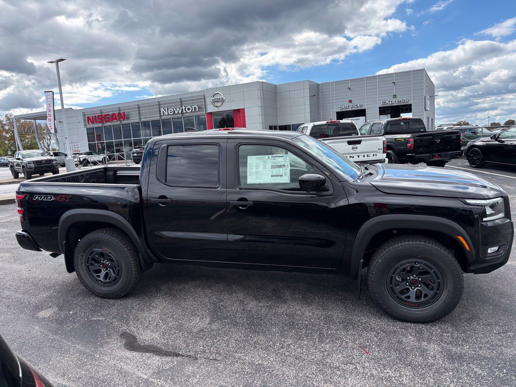 New 2027 Nissan Frontier PRO-4X w/ Pro Premium Package AWD/4WD image 3