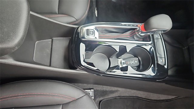 Used 2024 Chevrolet Trax RS w/ Sunroof Package image 11