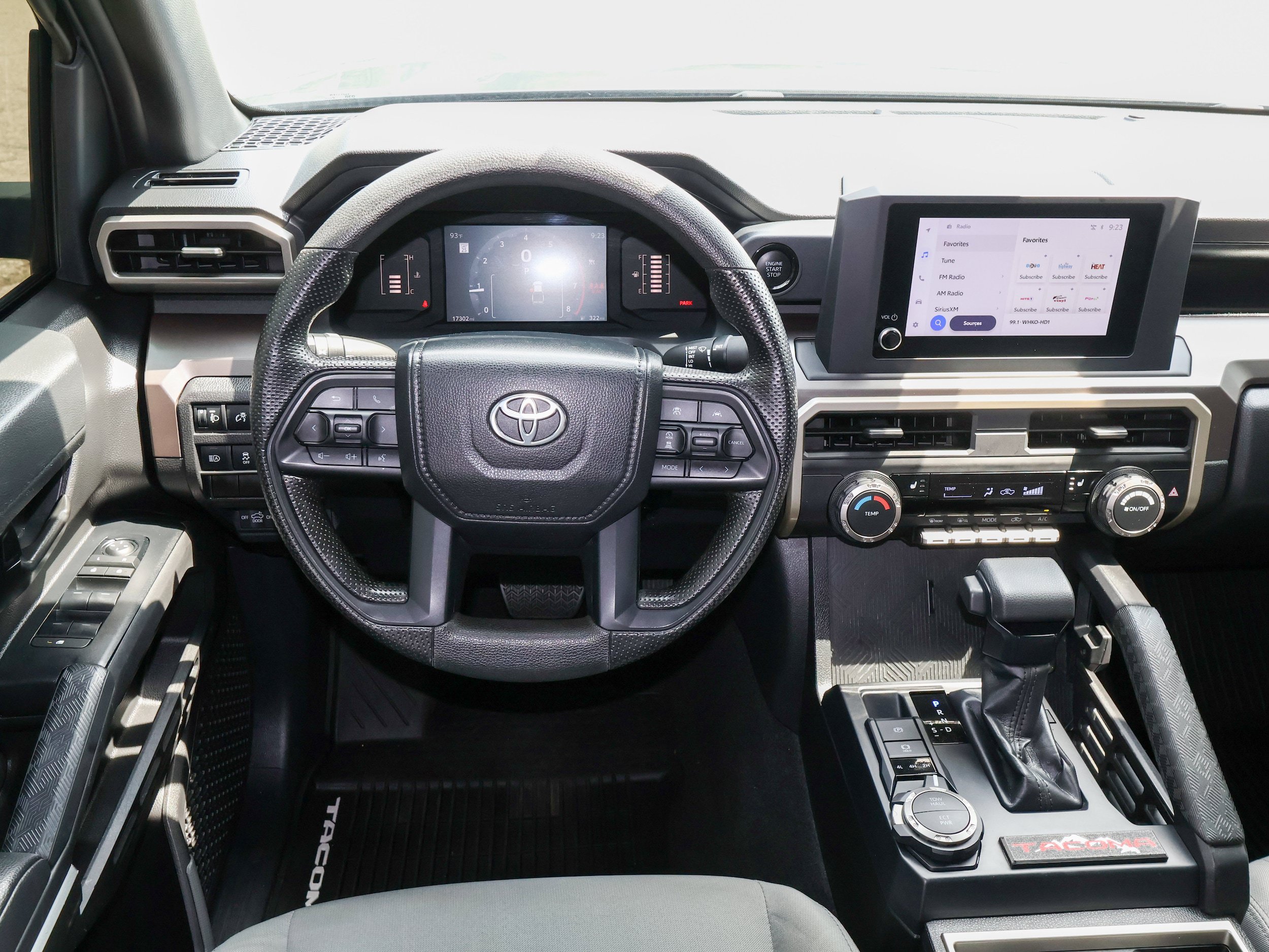 Used 2024 Toyota Tacoma SR5 AWD/4WD image 16