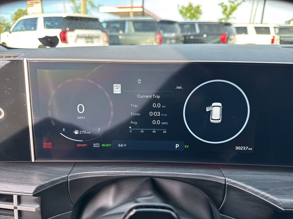 Used 2024 Hyundai Santa Fe Limited image 13