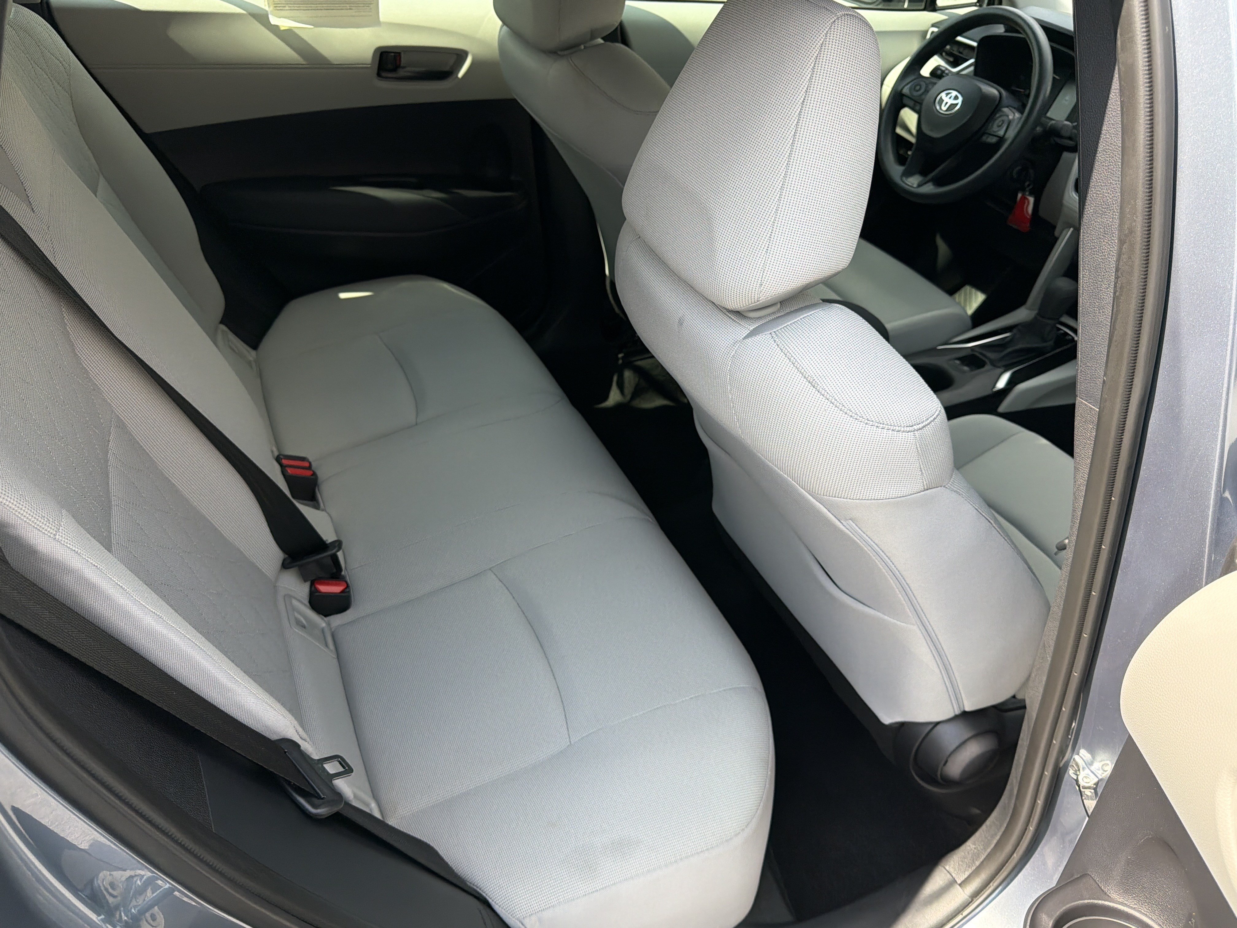 Used 2025 Toyota Corolla Cross L FWD image 18