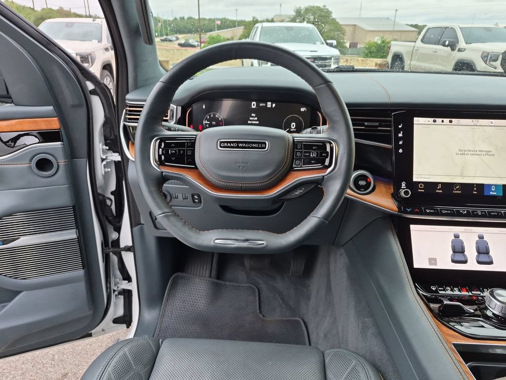 Used 2024 Jeep Grand Wagoneer Series III AWD/4WD image 34