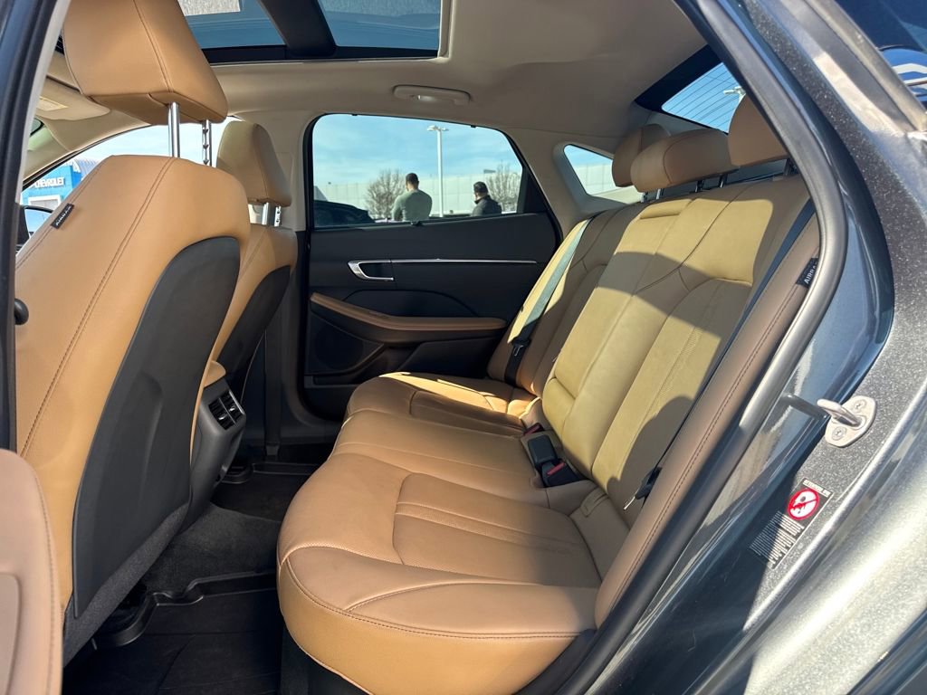 Used 2023 Hyundai Sonata Limited w/ Cargo Package image 15