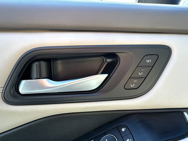 Used 2023 Nissan Rogue SL w/ SL Premium Package image 24