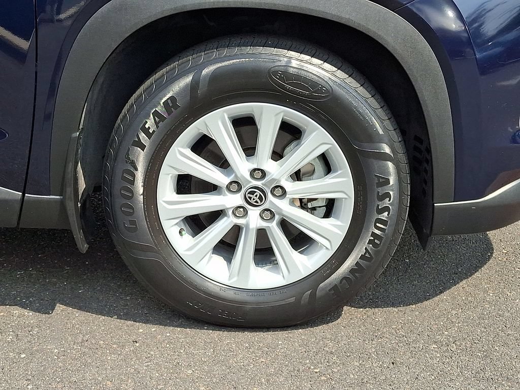 Certified 2024 Toyota Grand Highlander FWD image 8