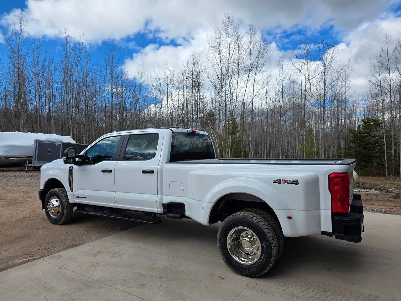 Used 2024 Ford F350 XL AWD/4WD image 4
