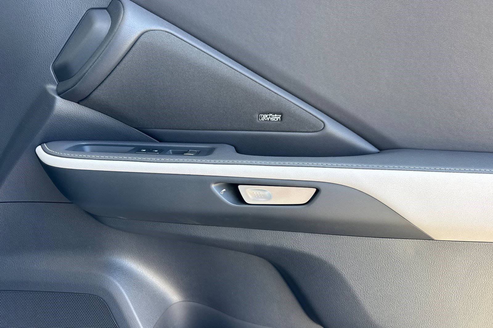 Certified 2025 Lexus TX 500h AWD w/ Technology Package image 23