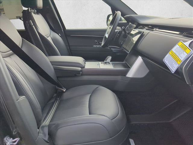 New 2026 Land Rover Range Rover Long Wheelbase SE AWD/4WD image 19