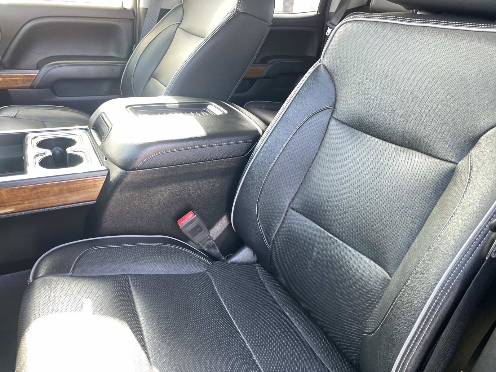 Used 2018 Chevrolet Silverado 2500 High Country w/ Duramax Plus Package image 24