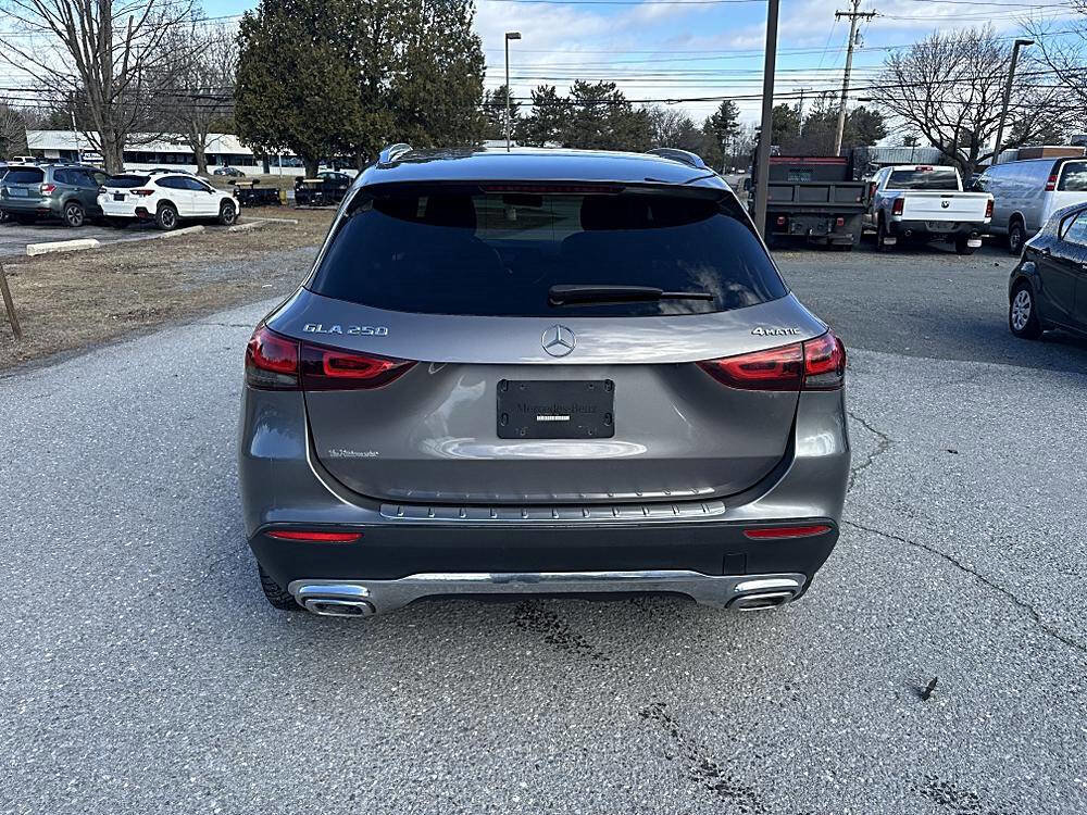 Used 2021 Mercedes-Benz GLA 250 GLA 250 4MATIC AWD 4dr SUV image 4