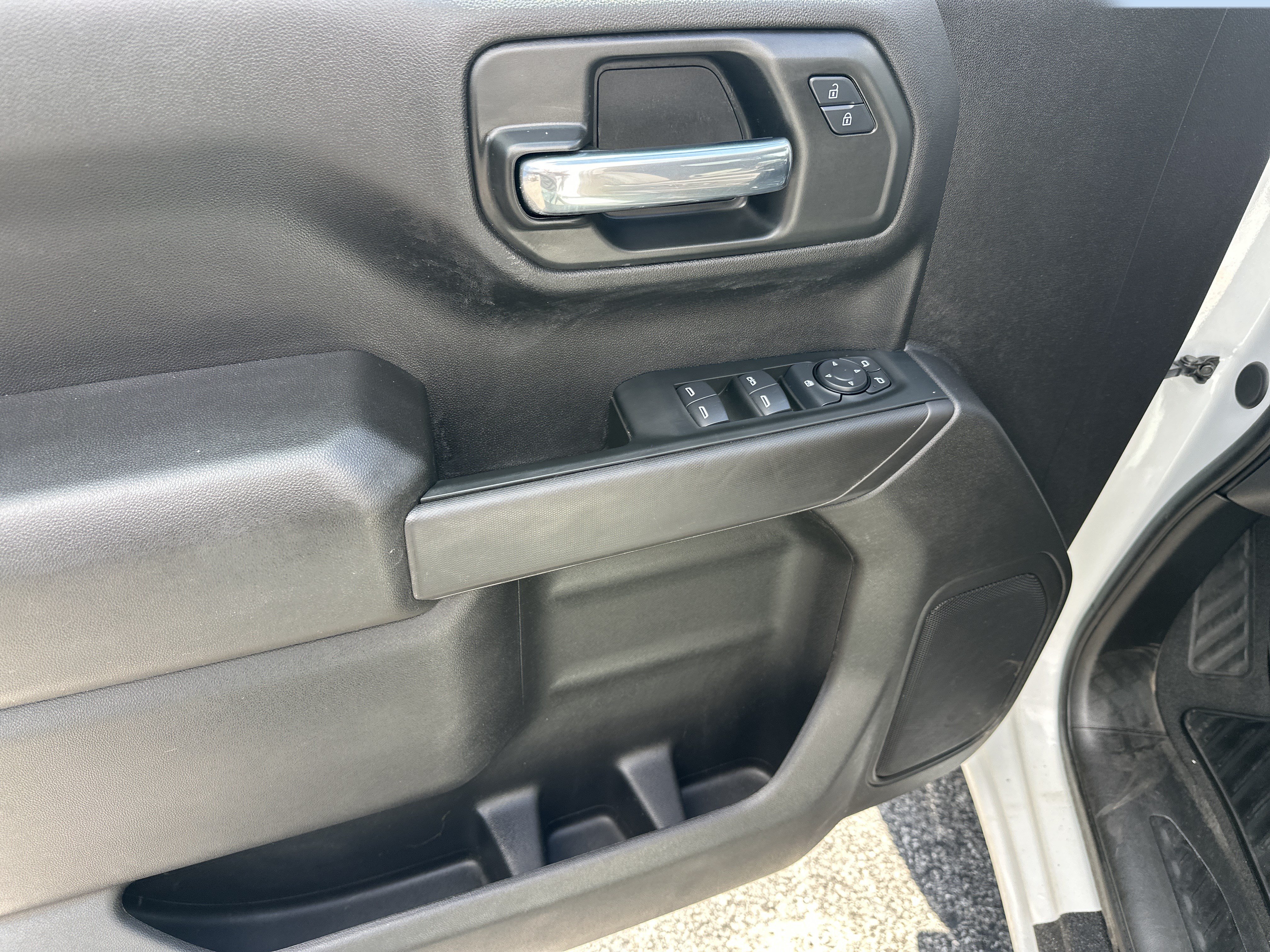 Certified 2024 Chevrolet Silverado 1500 Custom Trail Boss AWD/4WD image 13
