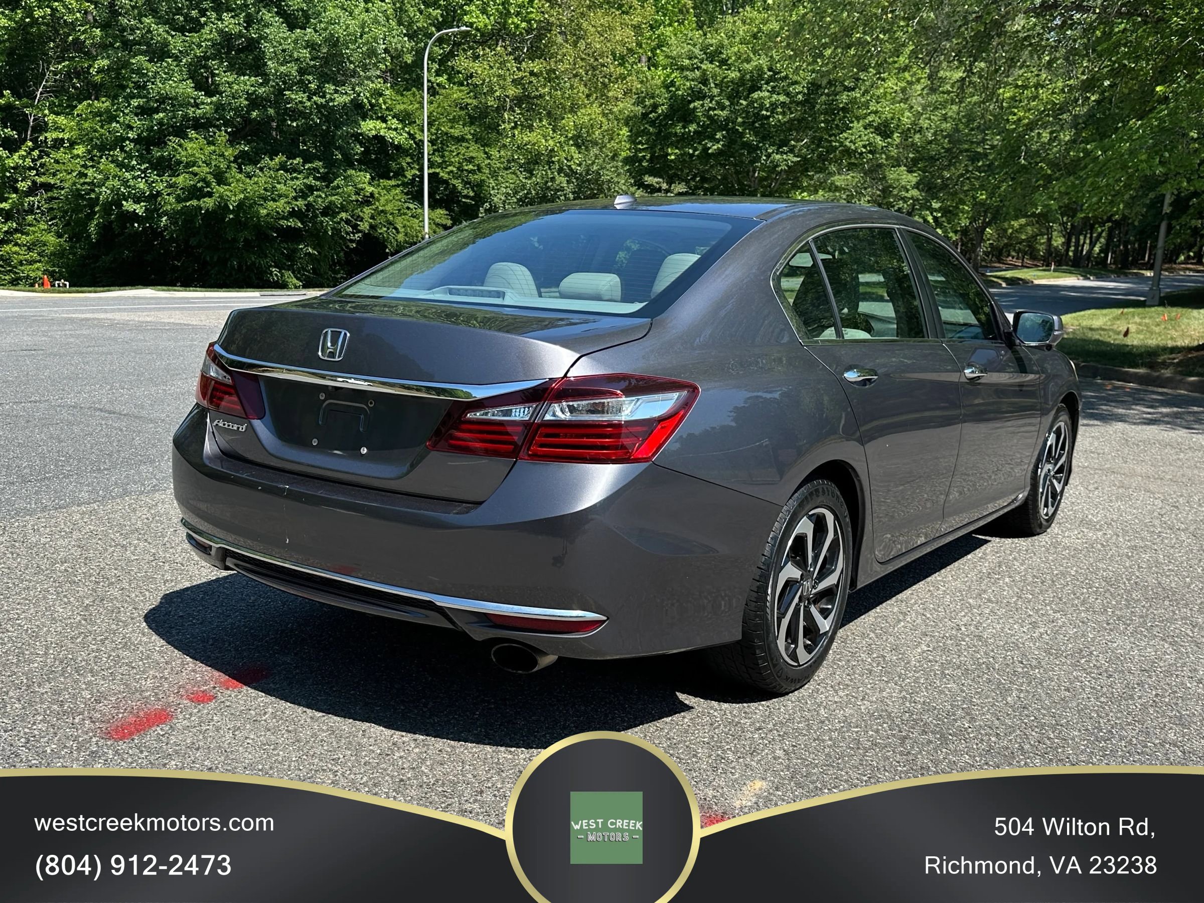 Used 2017 Honda Accord EX-L image 7