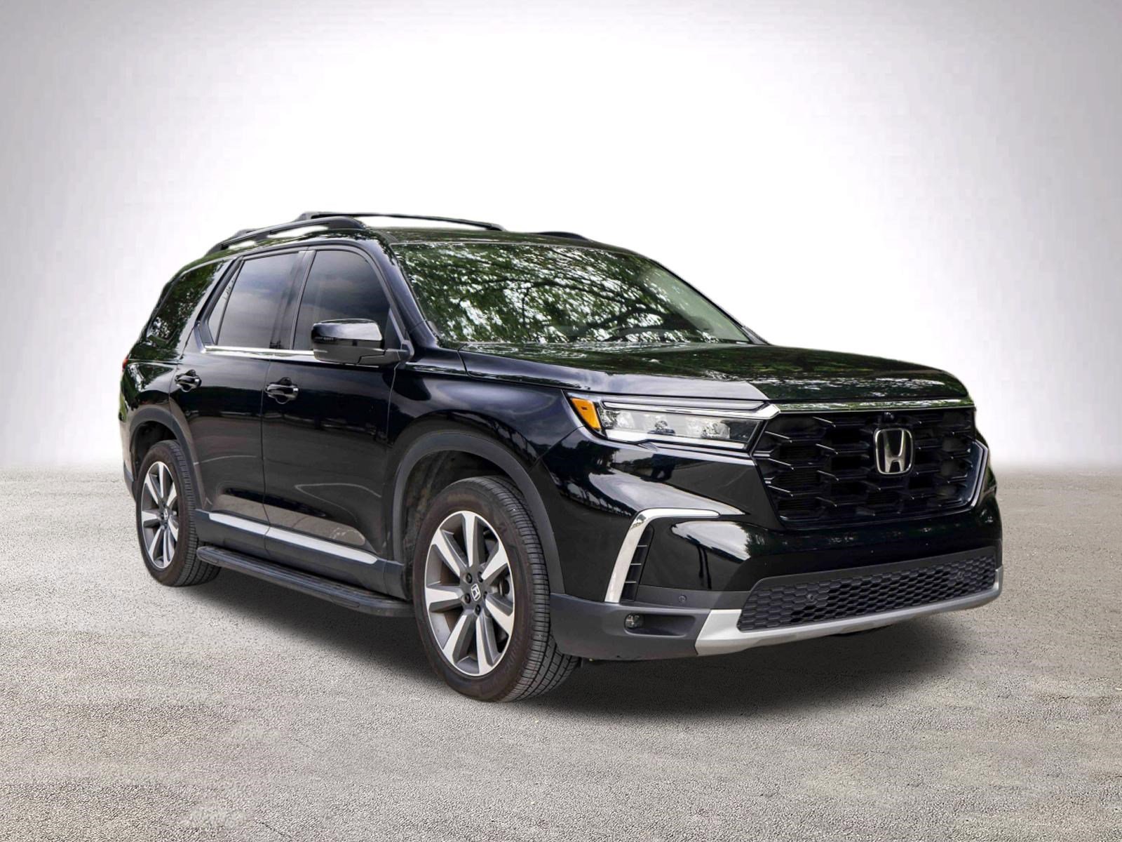 Used 2024 Honda Pilot Elite image 2