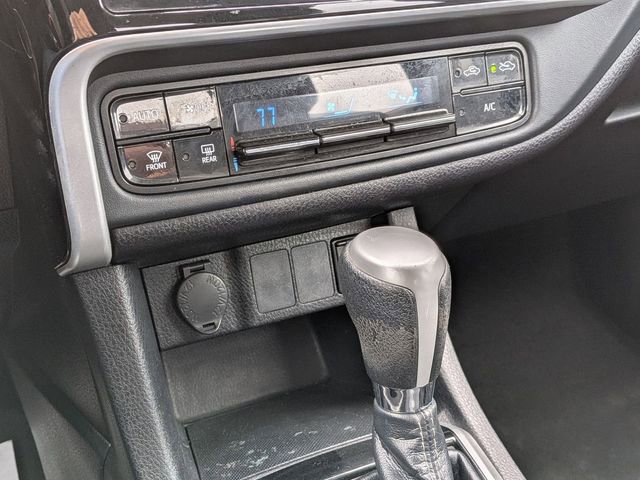 Used 2019 Toyota Corolla LE FWD image 20