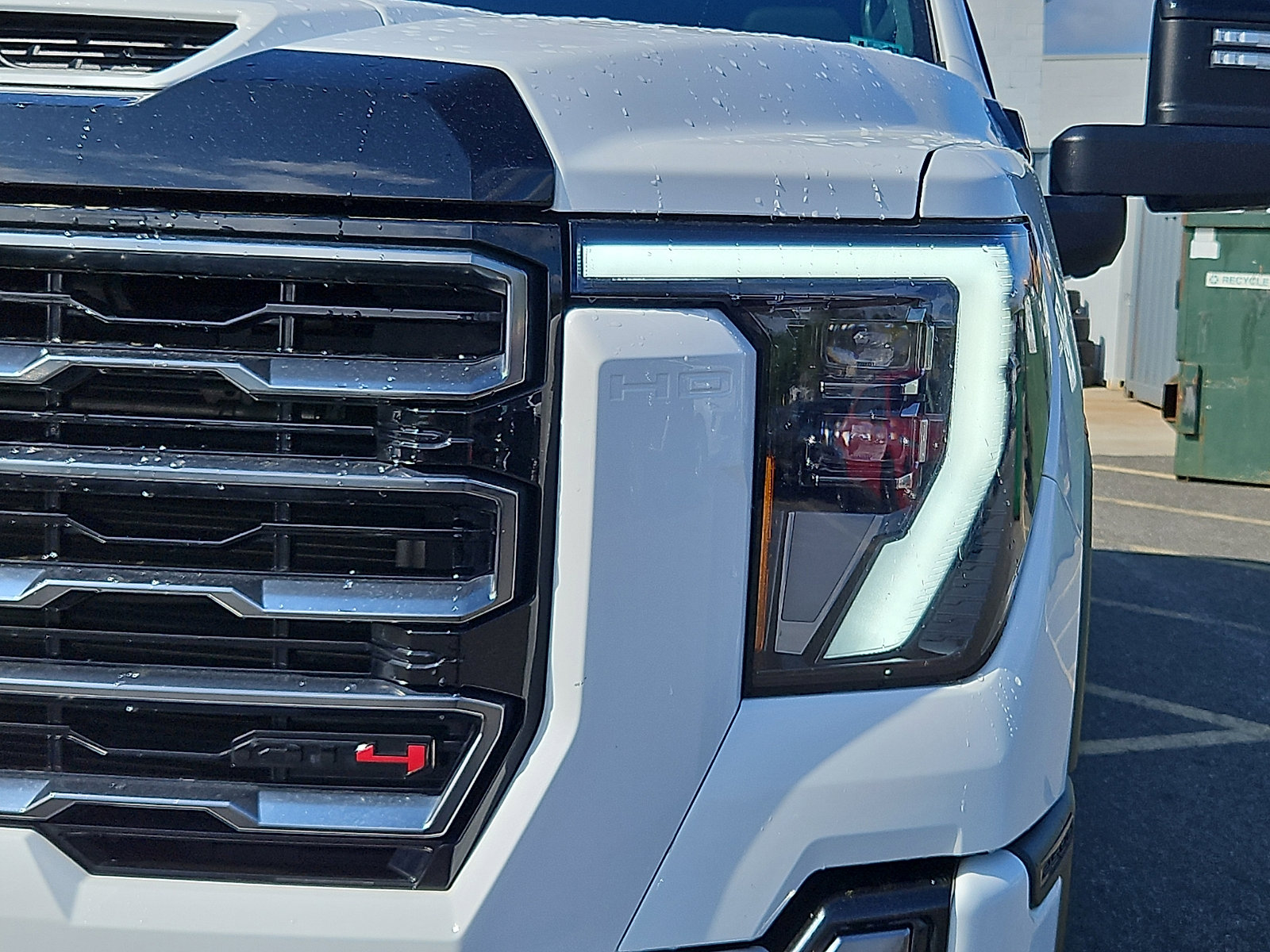 Used 2024 GMC Sierra 2500 AT4 w/ AT4 Premium Plus Package image 9