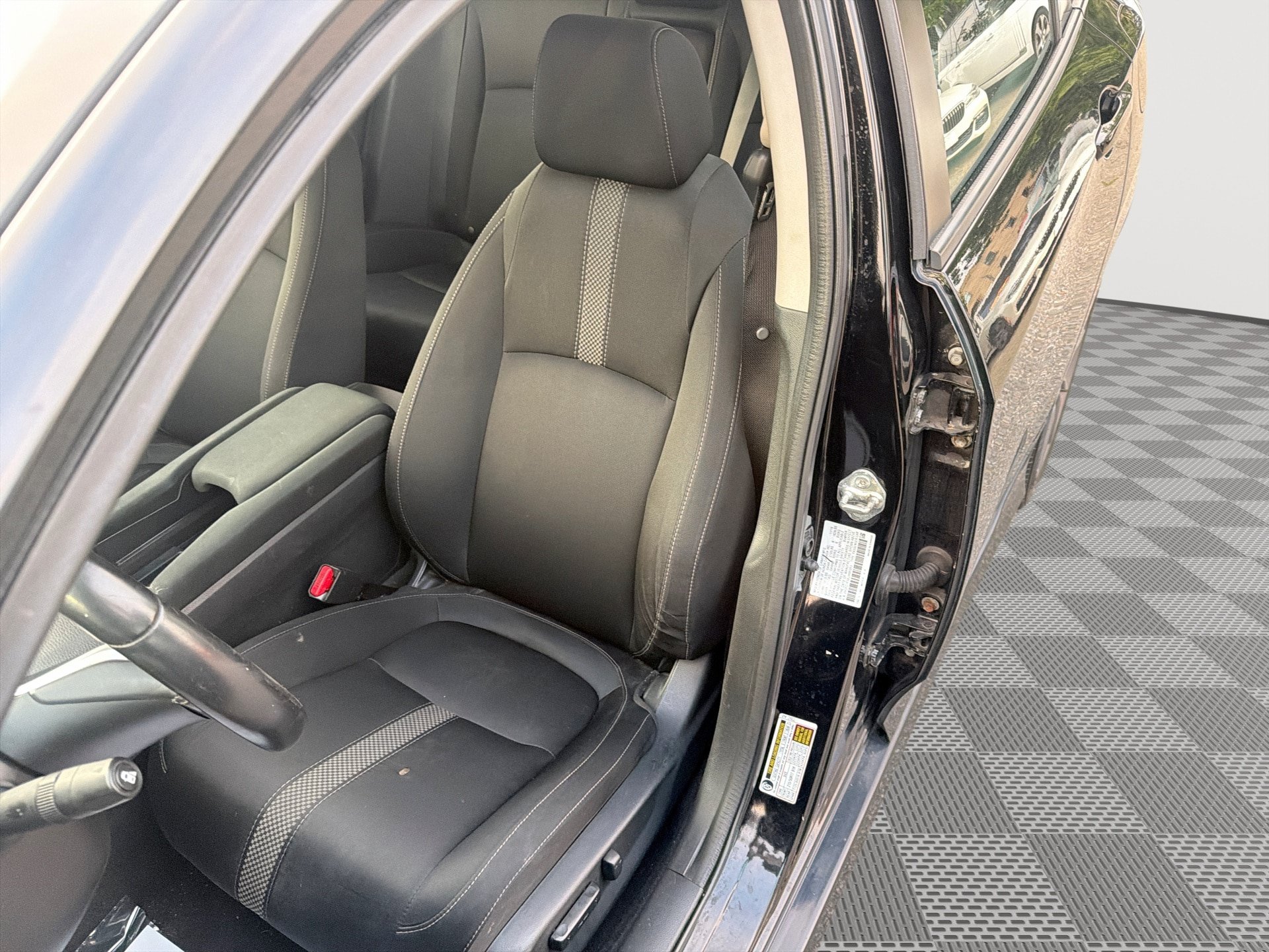 Used 2020 Honda Civic EX image 13