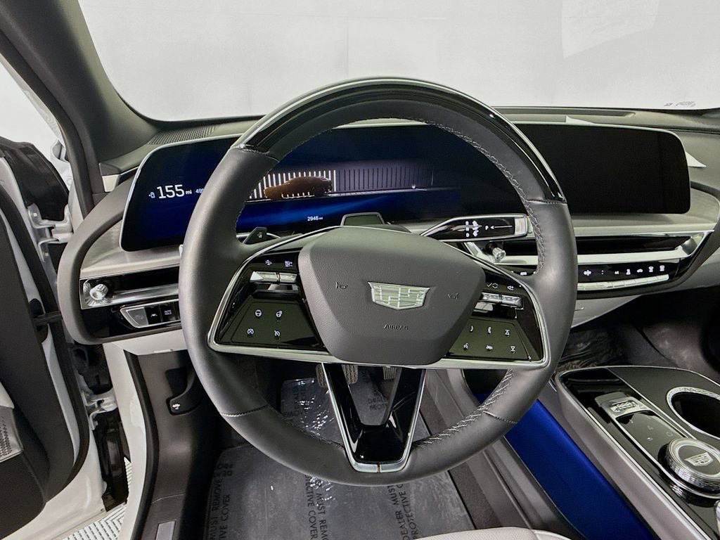Used 2025 Cadillac Lyriq Sport image 12
