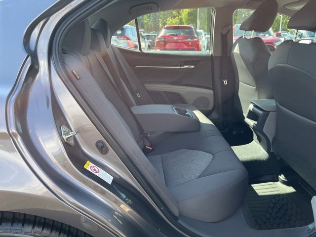 Used 2019 Toyota Camry LE image 16