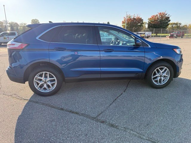 Used 2024 Ford Edge SEL w/ Convenience Package AWD/4WD image 6