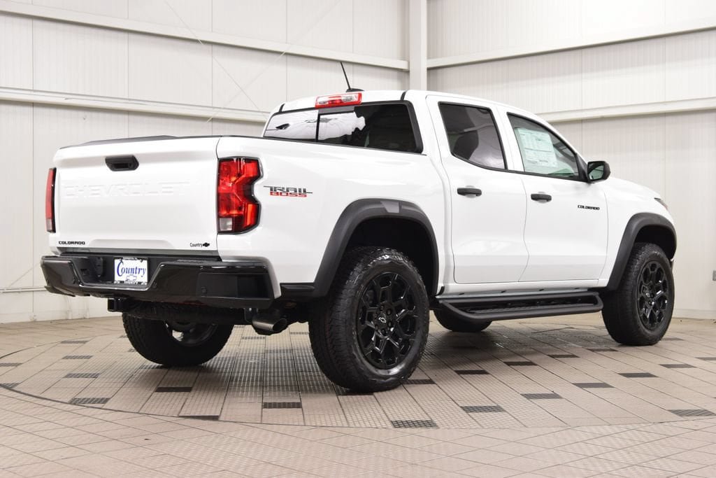 New 2026 Chevrolet Colorado Trail Boss AWD/4WD image 8