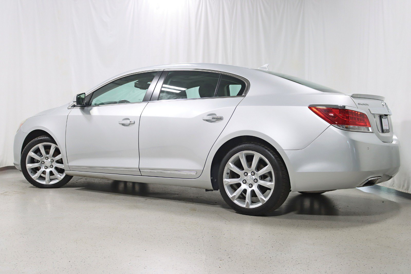 Used 2012 Buick LaCrosse Touring FWD image 10