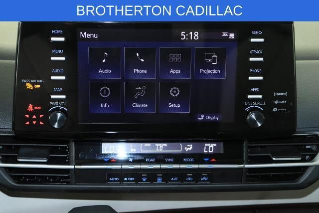 Used 2024 Toyota Sienna LE AWD/4WD image 21