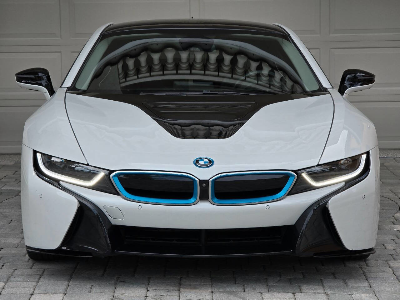 Used 2019 BMW i8 Coupe image 29