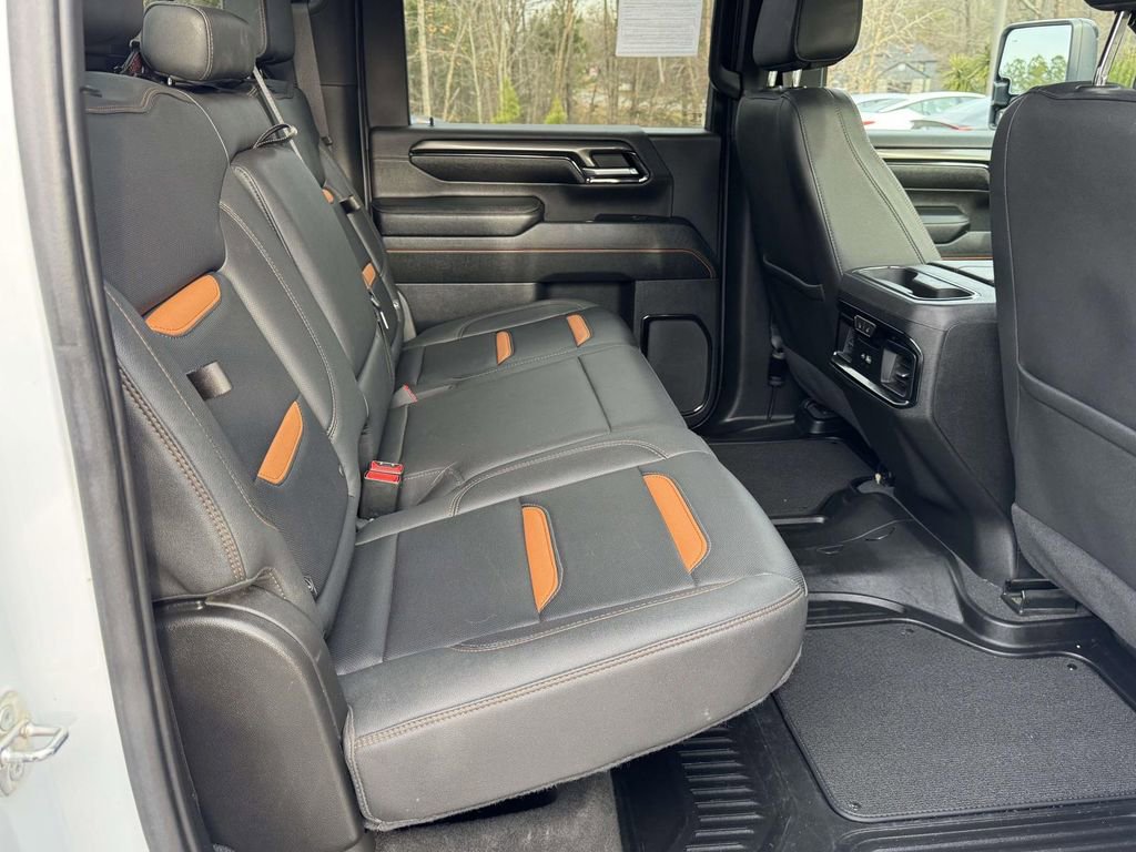 Used 2024 GMC Sierra 2500 AT4 w/ AT4 Preferred Package image 14