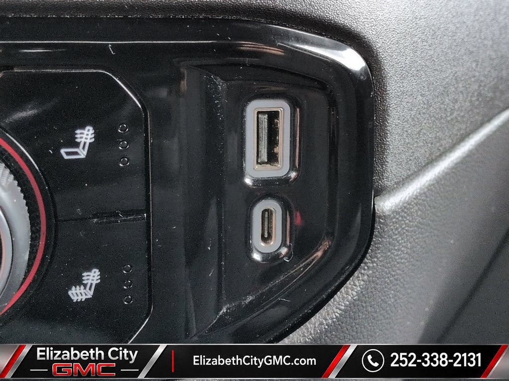 Used 2023 Chevrolet Silverado 1500 LT AWD/4WD image 30