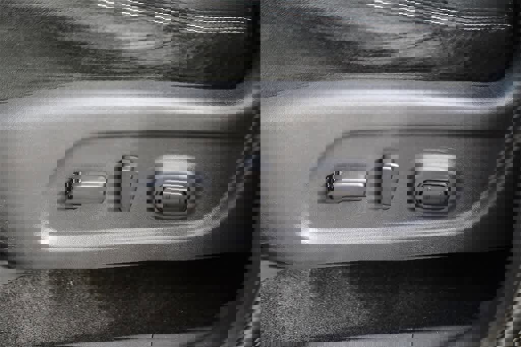 Used 2018 Nissan Murano SV image 18