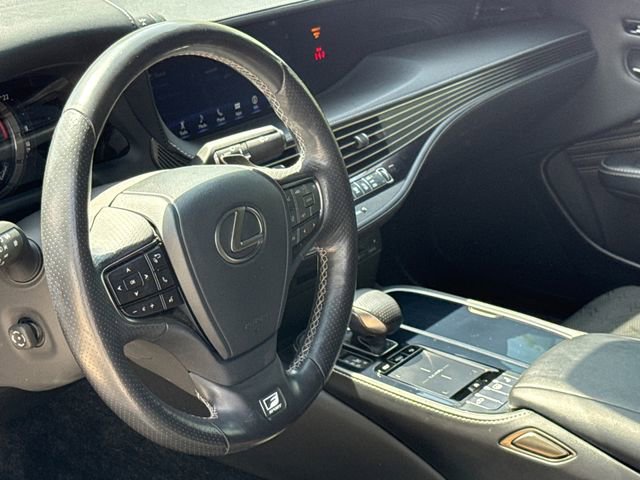 Used 2018 Lexus LS 500 F Sport w/ Performance Package image 17