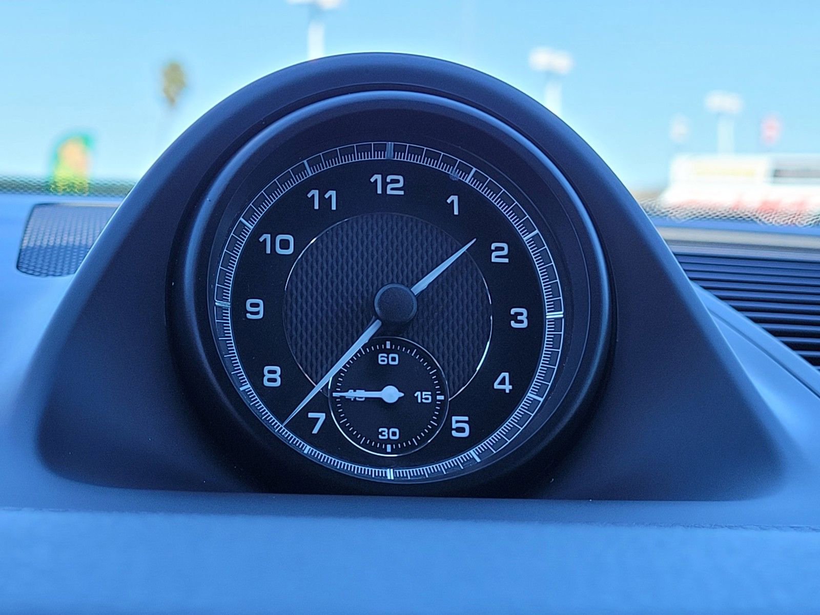 Used 2024 Porsche Macan image 22