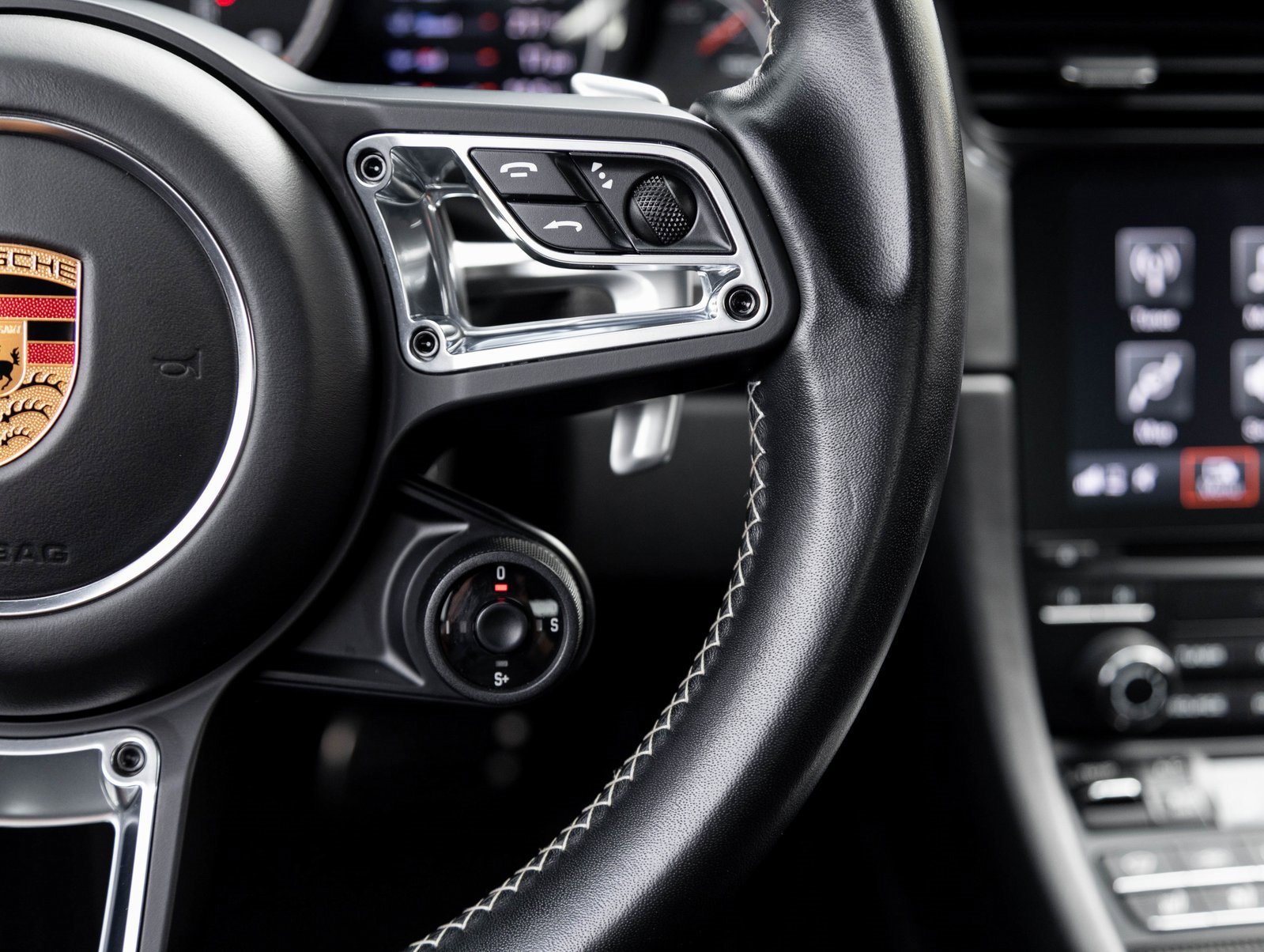 Certified 2018 Porsche 911 Turbo S image 18