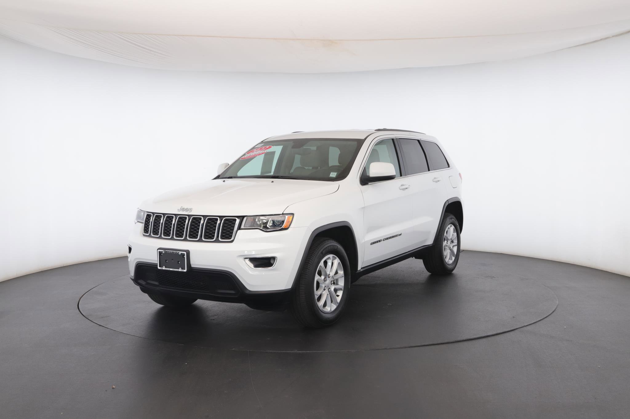 Used 2022 Jeep Grand Cherokee Laredo E image 36