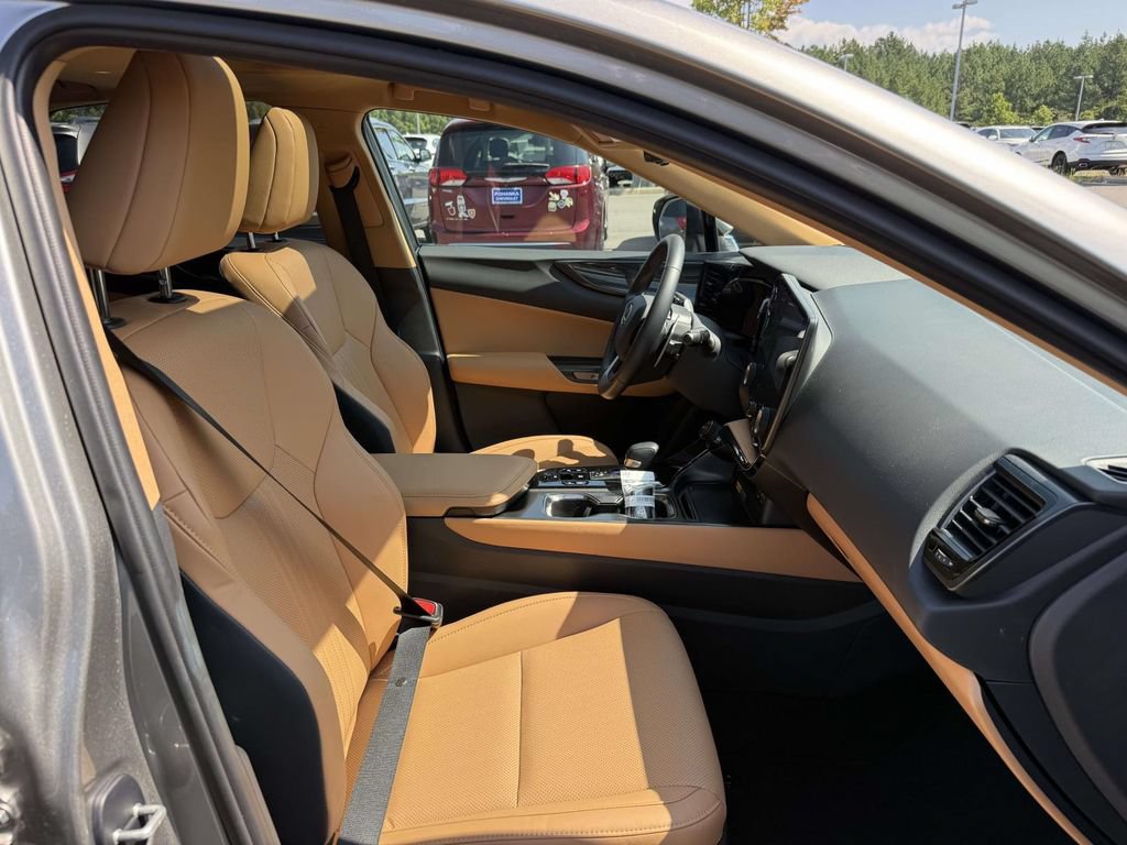 Used 2026 Lexus NX 350 AWD w/ Cold Area Package image 14