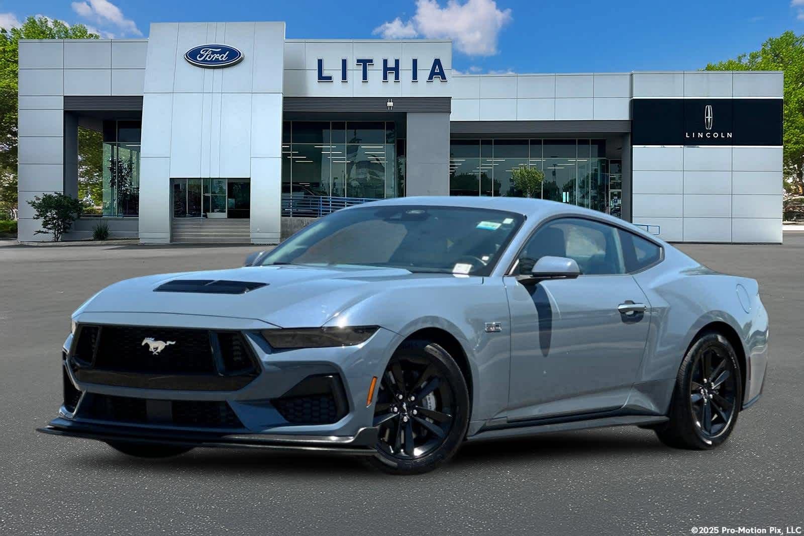 Used 2025 Ford Mustang GT RWD image 1