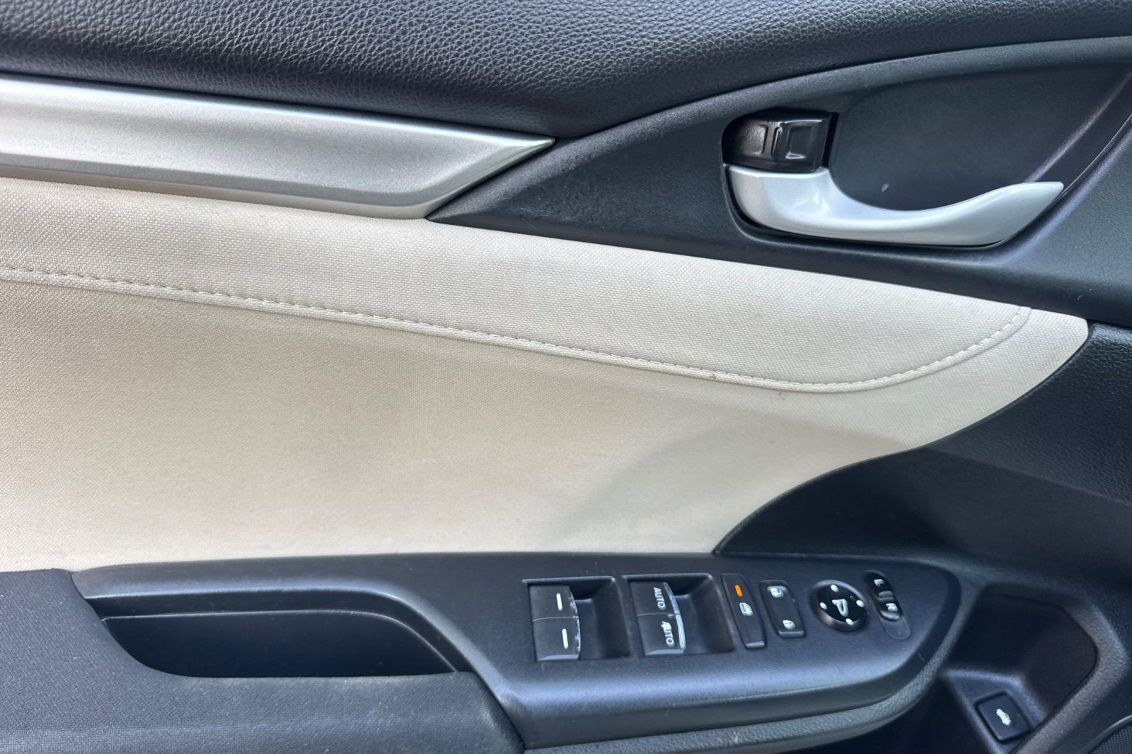 Used 2016 Honda Civic EX image 11