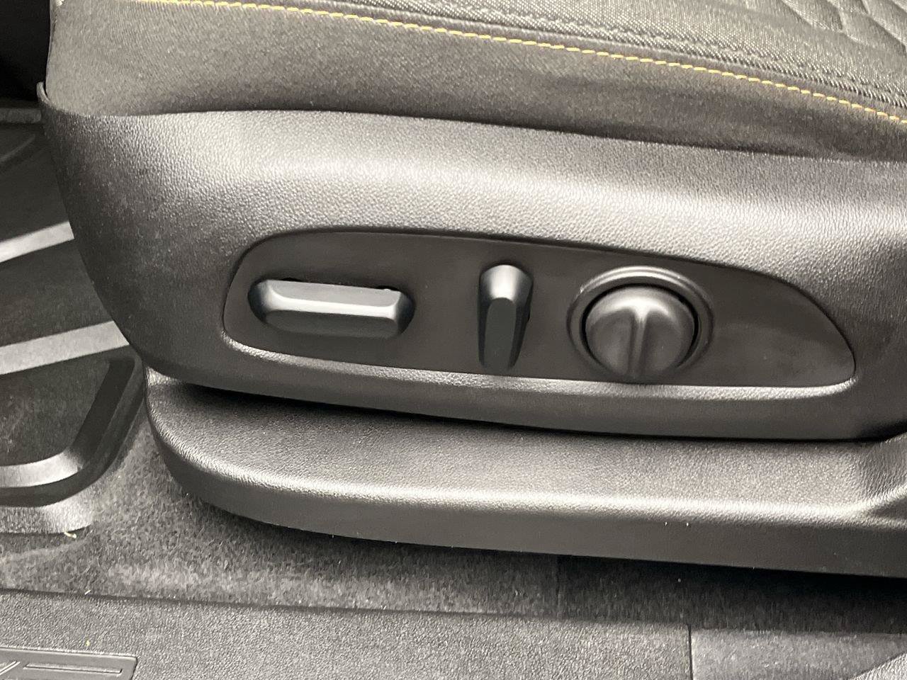 Certified 2019 Chevrolet Equinox LT AWD/4WD image 9