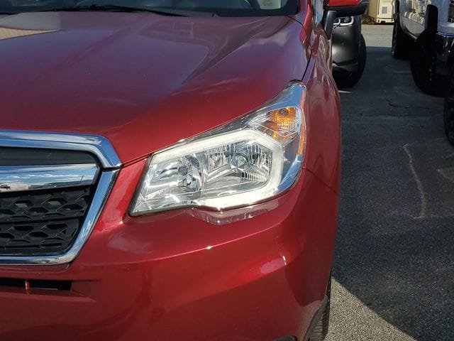 Used 2016 Subaru Forester 2.5i Touring w/ Eyesight & Navigation System AWD/4WD image 4