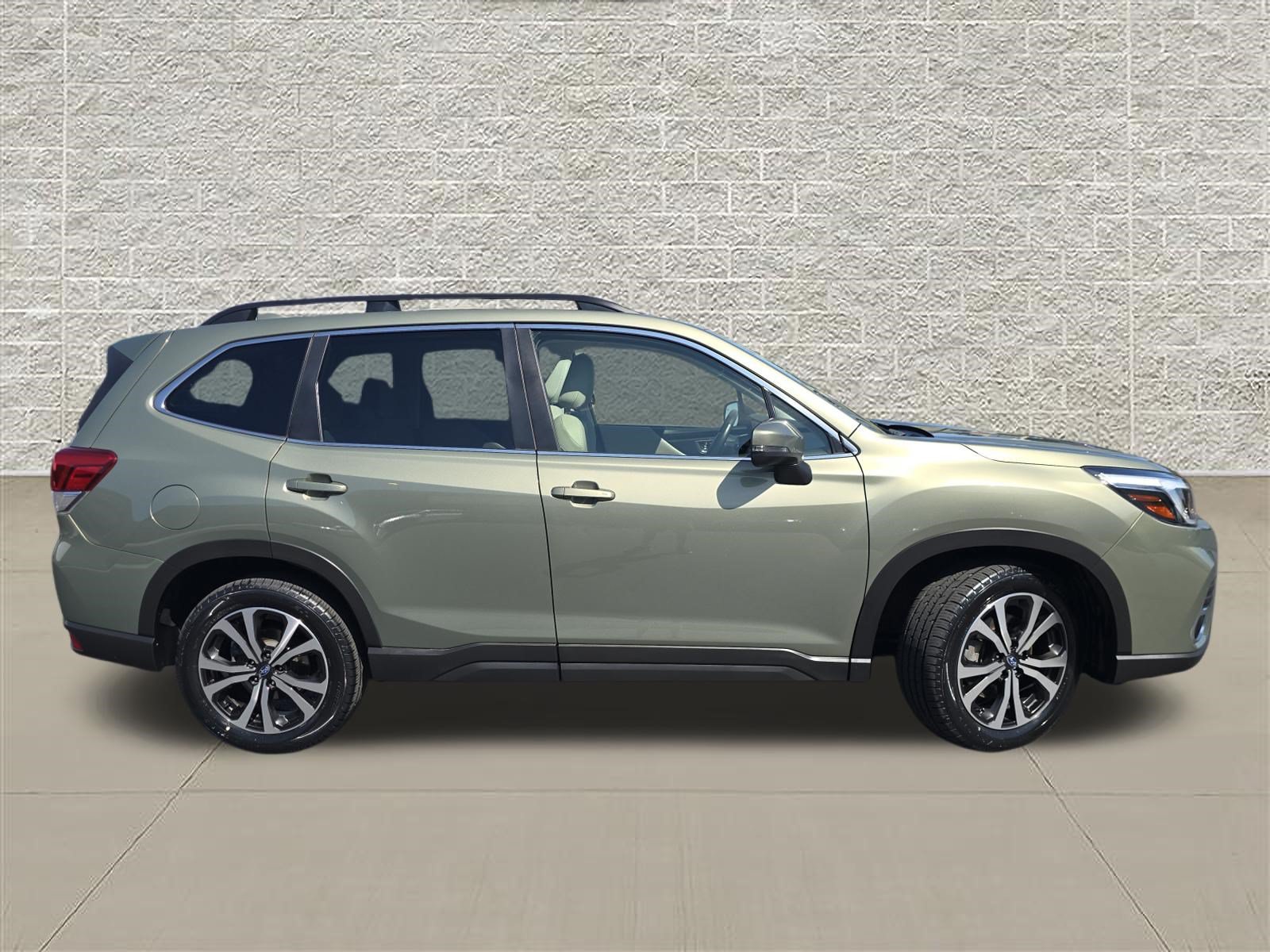 Used 2020 Subaru Forester Limited w/ Popular Package #3 AWD/4WD image 8