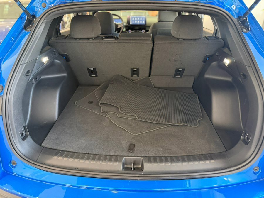 Used 2025 Honda Prologue EX image 7