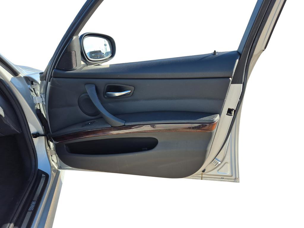 Used 2011 BMW 328i 328i image 23